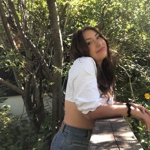 Meet your Posher, Melissa